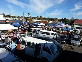 Browns Bay Market
