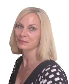 Amanda Dennis