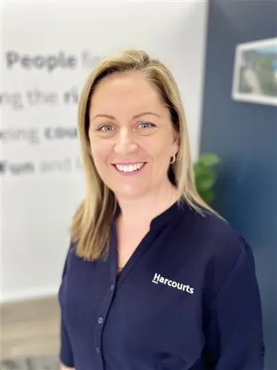 Leonie Ward