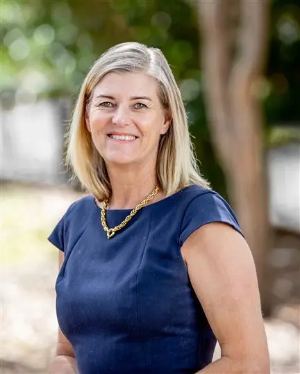 Niki Smith