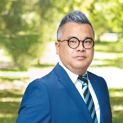Miro Wang