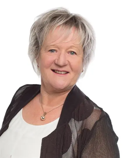 Julia Golding