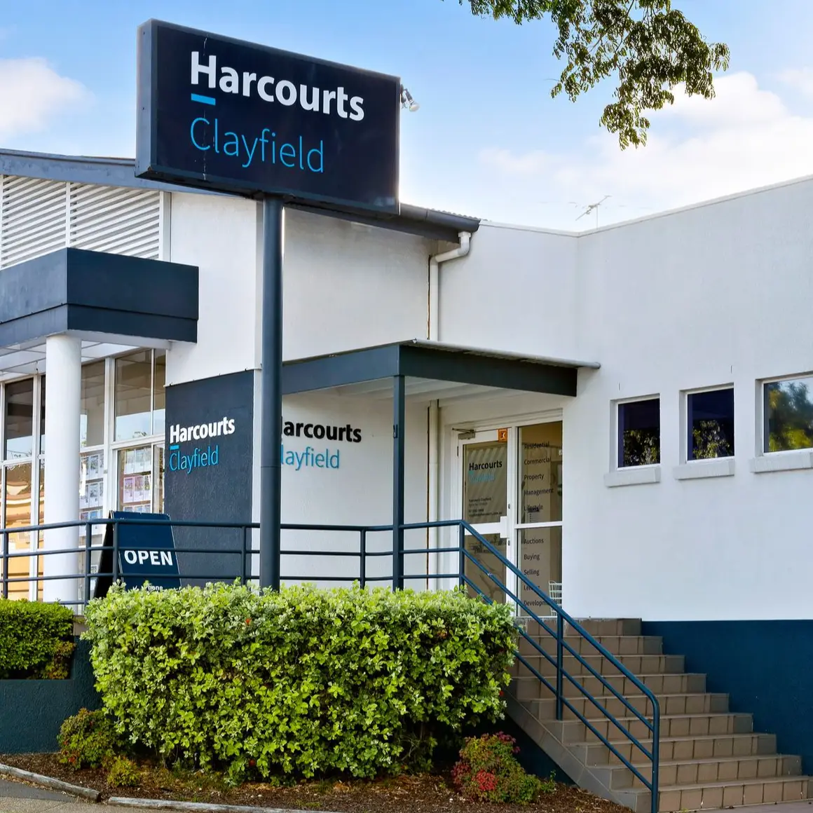 Reception Clayfield