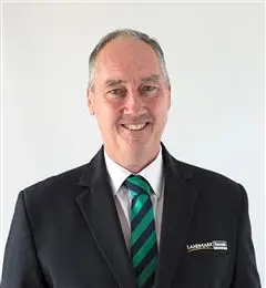 Simon McIntyre