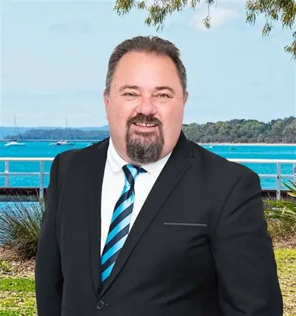 Michael Phillips