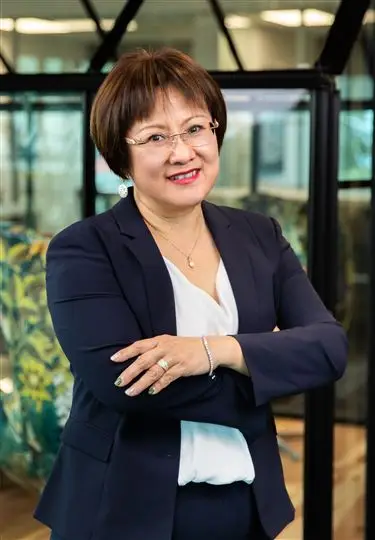 Mary Huang