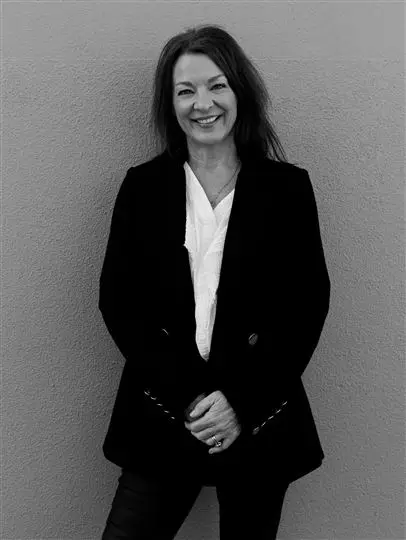 Paula Ward