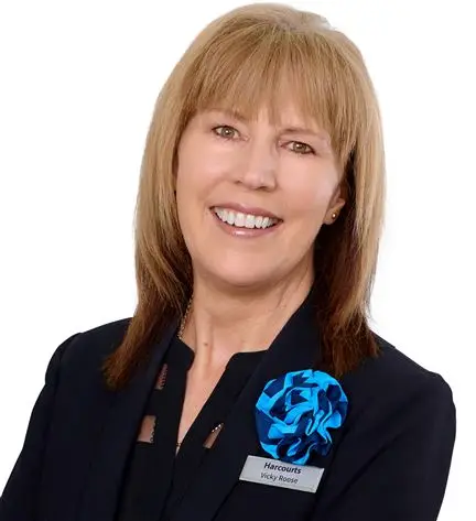 Vicky Roose AREINZ
