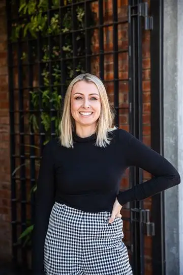 Bec Whitley